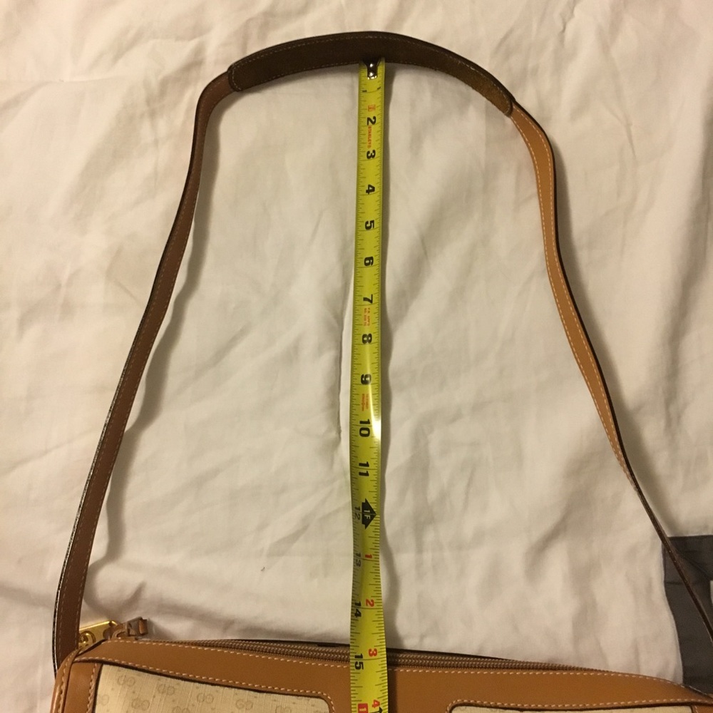 Authentic Gucci Purse - Picture 5 of 8